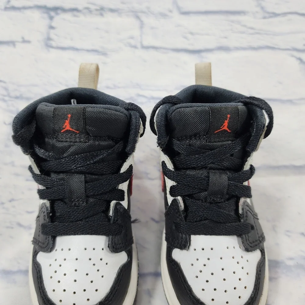 Nike Air Jordan Mid TODDLER SIZE 5C Red Black White 640735-075 2020